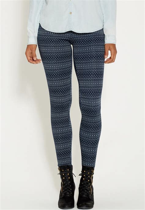 navy blue print leggings.